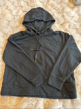 Women’s Banana Republic Petite Black Hooded Pullover Sweatshirt